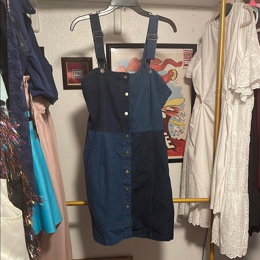 Blue sleeveless sheath mini dress with square neck for casual nights out